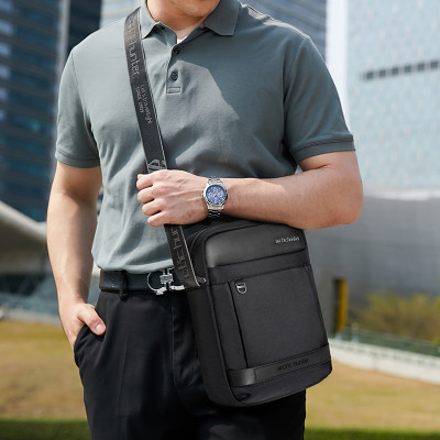 Túi đeo chéo, đeo hông nam Arctic Hunter K00162 chất liệu Oxford chống thấm nước, thiết kế nhiều ngăn tiện dụng