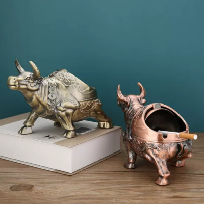 Gạt tàn hình trâu hợp kim đồng mới 4 màu tài lộc( tặng sét 4 cọ vệ sinh vòi ấm nội địa nhật )