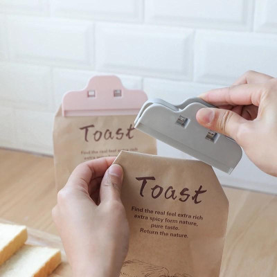 Kẹp Miệng Túi, Bảo Quản Đồ, Túi Bánh Kẹo, Túi Hạt, Túi Đồ Thực Phẩm, Túi Đồ Ăn Đã Mở, Bằng Nhựa Chắc Chắn, An Toàn, Tiện Dụng. Takyhome - 5210