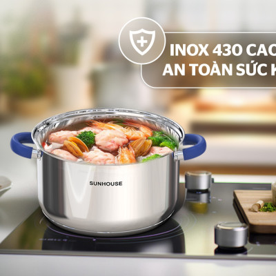 Bộ nồi inox 3 đáy Sunhouse SHG361, Chất liệu inox sáng bóng an toàn cho sức khỏe, Vung kính cường lực siêu bền, Tay cầm và núm vung bọc silicon chịu nhiệt, chống bỏng, an toàn, Sử dụng trên mọi loại bếp - Hàng chính hãng