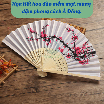 Quạt cầm tay cán tre hình hoa đào truyền thống 38x21cm- Quạt tay vải lụa cán tre- Quạt gấp họa tiết hoa mai phong cách Á Đông- Quạt trang trí thủ công vintage- Quạt tay cổ điển in hoa nghệ thuật