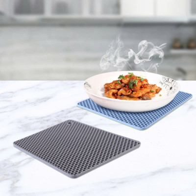 Set 4 Miếng Lót Nồi Silicon Vuông Chống Trầy Xước Bếp Từ/Bếp Điện – Bảo Vệ Mặt Bếp Cảm Ứng, Chịu Nhiệt 300°C, Chống Trượt An Toàn - HÀNG CHÍNH HÃNG MINIIN