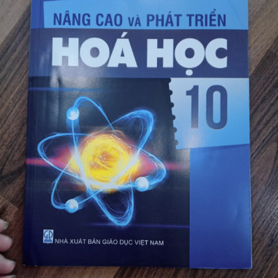 Sách - Nâng cao và phát triển Hóa học 10