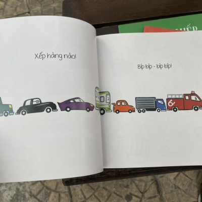 (Bộ 5 cuốn có minh họa màu) EHON BÉ NGOAN: Một Và Đôi - Xếp Hàng Nào! - Tùng Tùng Tùng - Chiếp Chiếp Chiếp - Lên Trên Và Xuống Dưới – Vizibook – NXB Phụ Nữ – (Bìa mềm)