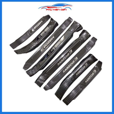 Bộ nẹp bước chân trong ngoài vân Cacbon xe Mazda 3 2015-2016-2017-2018-2019 chống trầy làm đẹp ô tô