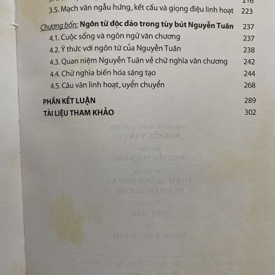 ĐẶC TRƯNG TUỲ BÚT NGUYỄN TUÂN (BÌA CỨNG)