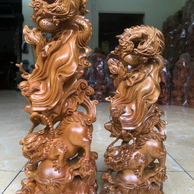 Tượng đạt ma sư tổ hàng long bằng gỗ bách xanh thơm nức kt cao 40×15×8cm