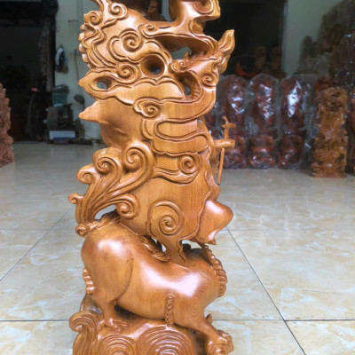 Tượng đạt ma sư tổ hàng long bằng gỗ bách xanh thơm nức kt cao 40×15×8cm