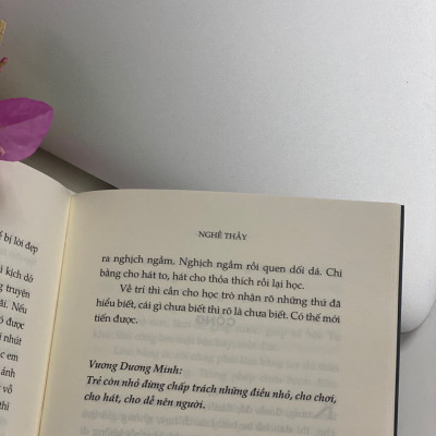 COMBO QUÀ TẶNG NGÀY NHÀ GIÁO VIỆT NAM 20.11: NGƯỜI THẦY & NGHỀ THẦY